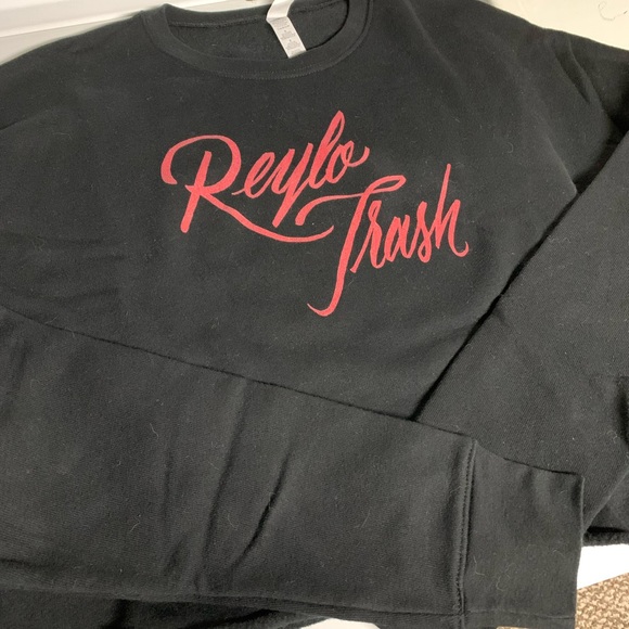 Reylo Trash Cropped Sweatshirt - Picture 3 of 5